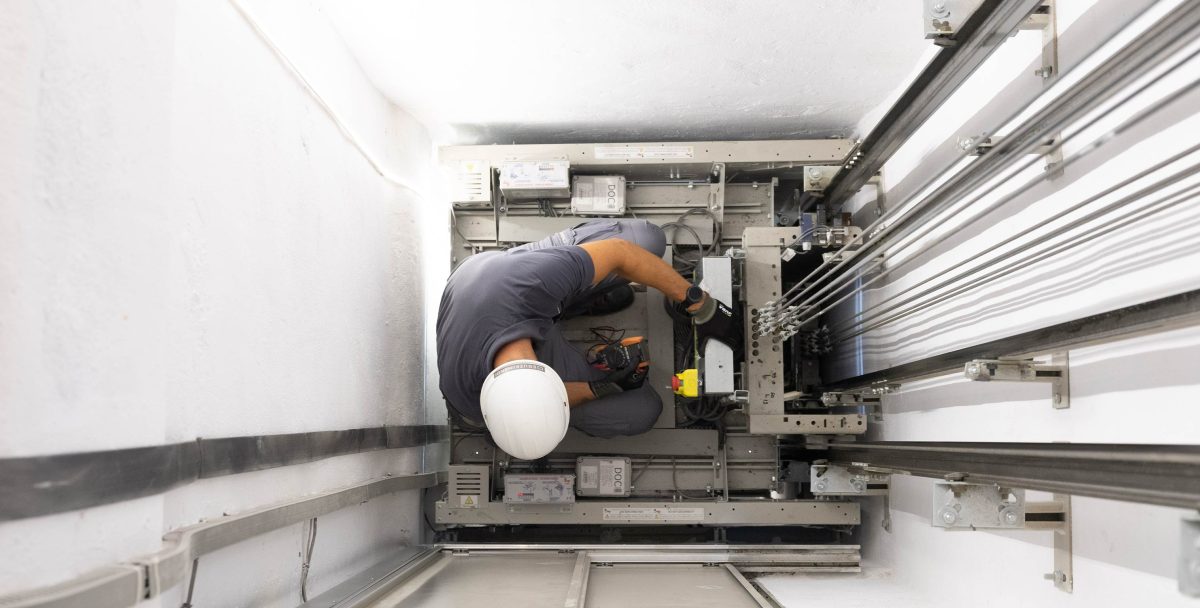 GRUPO HRO - MANTENIMIENTO DE ASCENSORES